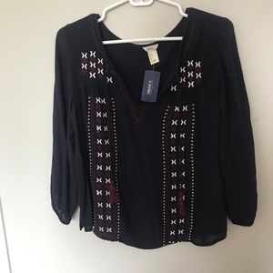 Sleeved 3/4 Crop Top